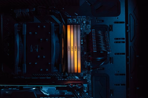 Kingston Technology FURY 16GB 4000MT/s DDR4 CL19 DIMM (komplekts no 2) Renegade RGB