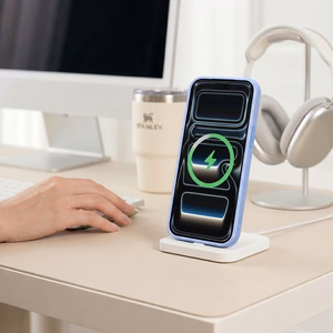 Tech-Protect Magmat MagSafe CC vāciņš modelim iPhone 17 Pro / 18 Pro – caurspīdīgi gaiši zils