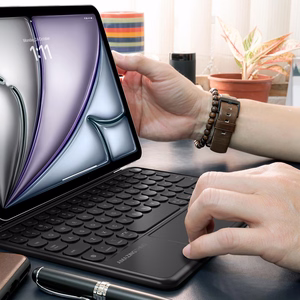 AmazingThing Minimal Case Keylite Combo Keyboard Case priekš iPad Air M3 11" - melns