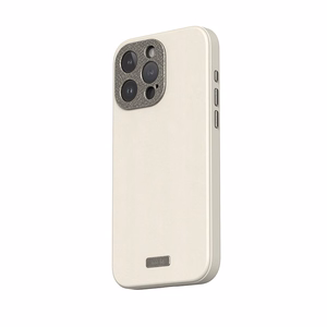 Moshi Napa MagSafe augstākās kvalitātes vegānās ādas vāciņš ierīcei iPhone 15 Pro Max, “Eggnog White” krāsā