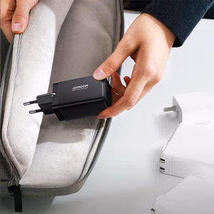 Joyroom ātrais GaN lādētājs 65W USB-A, 2x USB-C melns + USB-C - USB-C kabelis 100W 1.2m (TCG01)