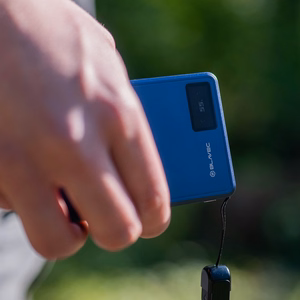 Blavec portatīvais lādētājs 10000mAh BJ-03 Slim 13,5mm - Type C - 22,5W magnētisks Magsafe 3 in 1 (PBBJ03-MC10N) tumši zils alumīnijs