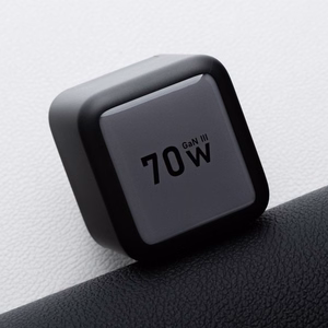 FORCELL F-ENERGY GaN III VT-R7 ceļojumu lādētājs ar izvelkamu kabeli Type C un 1x Type C, 1x USB A uzlādes portiem PD QC4.0 3A 70W pelēks