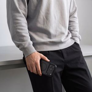 Tech-Protect Defense MagSafe maciņš modelim iPhone 17 Pro Max / 18 Pro Max – matēts melns