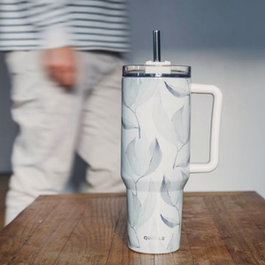 Quokka Stream nerūsējošā tērauda termokrūze ar salmiņu, 1200 ml, Kokvilna