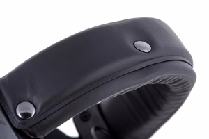 Beyerdynamic DT 770 PRO 250 Ohm Limited Edition slēgtās studijas austiņas, melnas