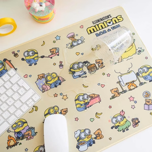 Minions Bob & Tim XXL spēļu un galda paklājs, 80 × 35 cm