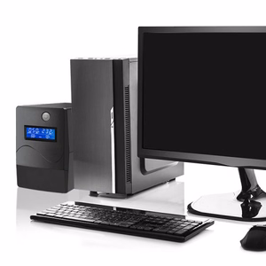 Qoltec Monolith nepārtrauktas barošanas avots (UPS) dubultās konversijas (Online) 0.45 kVA 240 W 2 AC ligzdas