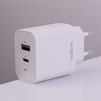 Maxlife MXTC-06-20AC PD QC lādētājs 1x USB-C 1x USB 20W balts + USB-C - USB-C kabelis 20W