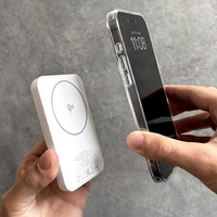 Portatīvais lādētājs Puro Mag Plus 5000mAh 20W Qi2 saderīgs ar MagSafe 1x USB-C Power Delivery - balta