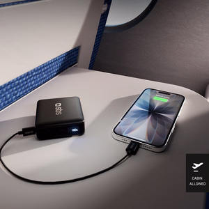 Внешний аккумулятор SBS HD 30 Вт 10000 мАч USB-C с ЖК-дисплеем — чёрный