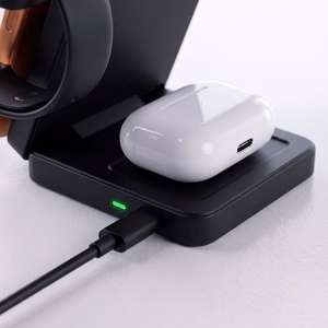 Tech-Protect A56 3-in-1 MagSafe bezvadu lādētājs ar 100 cm USB-C / USB-C kabeli – melns