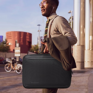 Wozinsky Premium 15,6'' klēpjdatora mugursoma / soma ar siksnu - melna