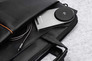 FORCELL F-ENERGY Flip Charge Qi2 15W bezvadu lādētājs saderīgs ar MagSafe sudraba