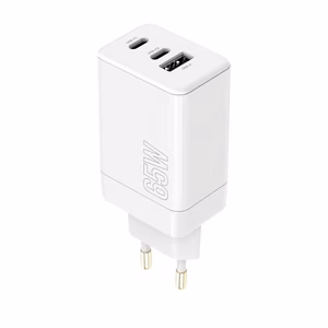Maxlife MXTC-08-65ACC PD QC charger 2x USB-C 1x USB 65W white