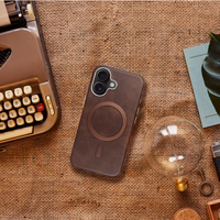 GENTLEMAN MAG COVER Viedtālruņa apvalks, savietojams ar MagSafe IPHONE 13 PRO, brūns