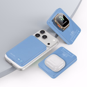 Blavec BJ-04 10000 mAh plāns magnētisks ārējais akumulators ar MagSafe, 13,5 mm, USB-C, 22,5 W, 3 vienā (PBBJ04-MC5LB) (krāsa: gaiši zila; stikla apdare)