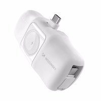 Wozinsky WF16-YCS 5000mAh 15W USB-C mini portatīvais lādētājs ar iebūvētu USB-C kabeli un Apple Watch lādētāju - balta