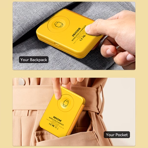 WEKOME WP-U172 salokāma 3-in-1 bezvadu uzlādes stacija ar spoguli iPhone, Apple Watch un AirPods, saderīga ar MagSafe, 15 W, dzeltena