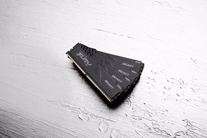 Kingston Technology FURY Beast 8GB 3200MT/s DDR4 CL16 DIMM melns