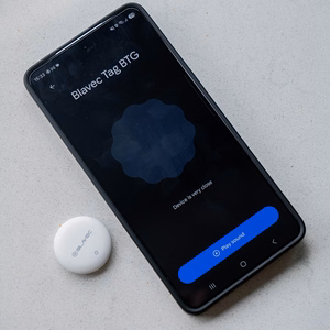 Balts Blavec BTG-01 Bluetooth priekšmetu izsekotājs Apple un Android ierīcēm (BTBTG01-W)