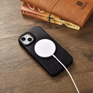 iCarer CE Oil Wax Premium ādas folio viedtālruņa apvalks iPhone 14 Plus Magnētiskais atveramais apvalks ar MagSafe Melns (AKI14220707-BK)
