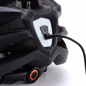 Wozinsky MTB velosipēda ķivere ar noņemamu nagu un aizmugurējo USB gaismu L - melns
