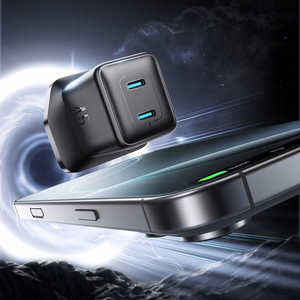 Joyroom JR-TCG17 45W 2 x USB-C sienas lādētājs (UK spraudnis) - melns