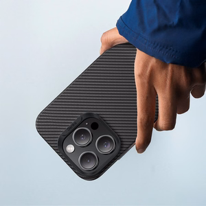 Benks Magnētiskais Armor Air Kevlar apvalks viedtālrunim iPhone 15 Plus ar metāla rāmi 600D - melns