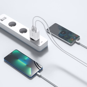 Tech-Protect C30W lādētājs USB-C PD 30W / USB-A QC 3.0 - balts