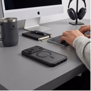 Tech-Protect BasicMag MagSafe maciņš, paredzēts iPhone 17 Pro / 18 Pro, matēti melns