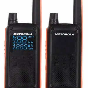 Motorola Talkabout T82 dubultpakete + lādētājs