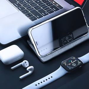 SENSITIVE Viedtālruņa apvalks IPHONE 17 melns