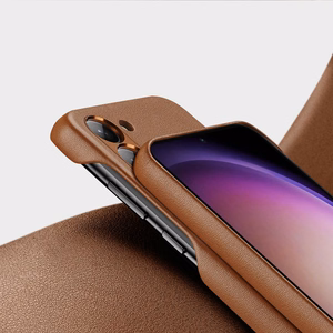 Dux Ducis Grit viedtālruņa apvalks Samsung Galaxy S23+ elegants apvalks no mākslīgās ādas brūna