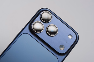Стекло камеры iPhone 17 Pro/17 Pro Max Forcell Premium титановый серый