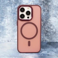 Viedtālruņa apvalks (m) Frozen magnētiskais iPhone 13 6,1 - sarkans (m)
