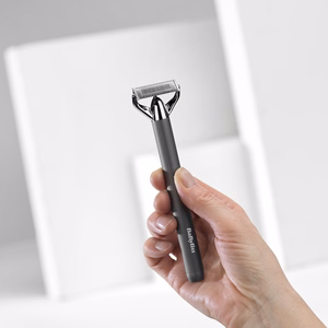 BaByliss Super-X Metal OT996E – bezvadu bārdas trimmeris mitrai un sausai lietošanai, sudraba