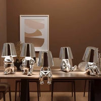 Nakts lampa Silver Man dizains A