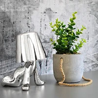 Nakts lampa Silver Man dizains E