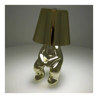 Galda lampa pie gultas GOLD MAN Art Deco sēdoša (versija 2) MLTL