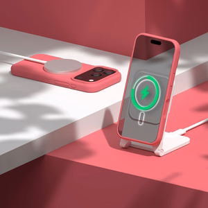 Etteri Силиконовый Mag Чехол для iPhone 17 Pro Max малиновый
