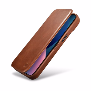 iCarer CE Oil Wax Premium ādas folio viedtālruņa apvalks iPhone 14 Plus Magnētiskais atveramais apvalks ar MagSafe Brūns (AKI14220707-BN)