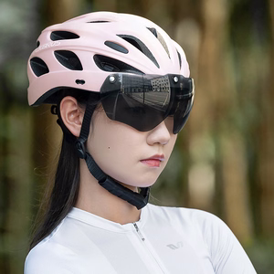 Rockbros universāla velo ķivere ar noņemamu nagu un noņemamām UV brillēm, rozā