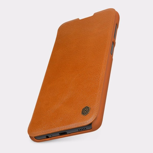 Чехол-книжка Nillkin Qin для Xiaomi Redmi Note 11 Pro+ (China) / Redmi Note 11 Pro (China) / Mi11i HyperCharge с защитой камеры коричневый