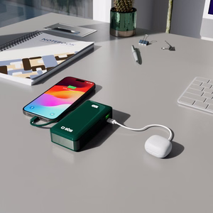 Внешний аккумулятор SBS 10000 mAh 20W со встроенным кабелем USB-C и цифровым дисплеем - зелёный