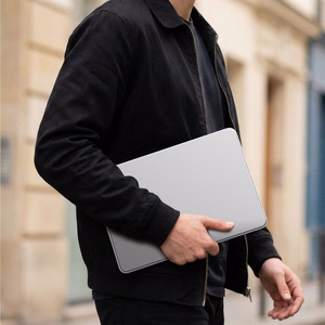 AmazingThing Titan cietais apvalks MacBook Neo 13" - caurspīdīgs