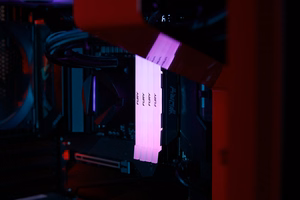 Kingston Technology FURY 16GB 4266MT/s DDR4 CL19 DIMM (komplekts no 2) Renegade RGB