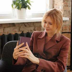 Tech-Protect Wallet чехол для Samsung Galaxy A57 5G бордовый