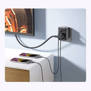 Lādētājs Ugreen CD314 melns 30W (1xPD / 2xQC3.0 / 1xAC)
