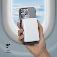 Portatīvais lādētājs SBS TEBB5000MAG1CW 5000 mAh USB-C, saderīga ar MagSafe - balta